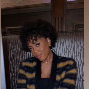 Meet your Posher, Dajanay